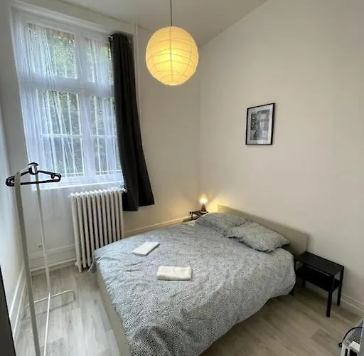 Agréable maison de ville dans la plus belle Avenue Orléans Privée