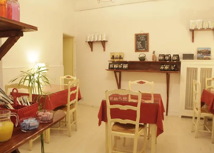 Logis Hotel Saint Clair Albi